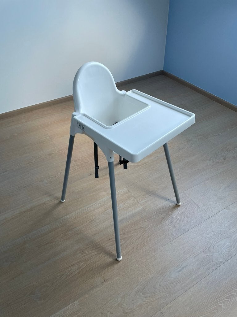 IKEA kinderstoel, Kinderen en Baby's, Kinderstoelen, Ophalen, Zo goed als nieuw, Afneembaar eetblad