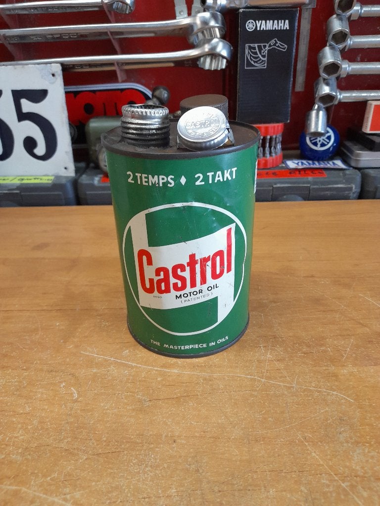 ancien bidon huile vide castrol 2 temps moto, Enlèvement ou Envoi, Utilisé, Autres types