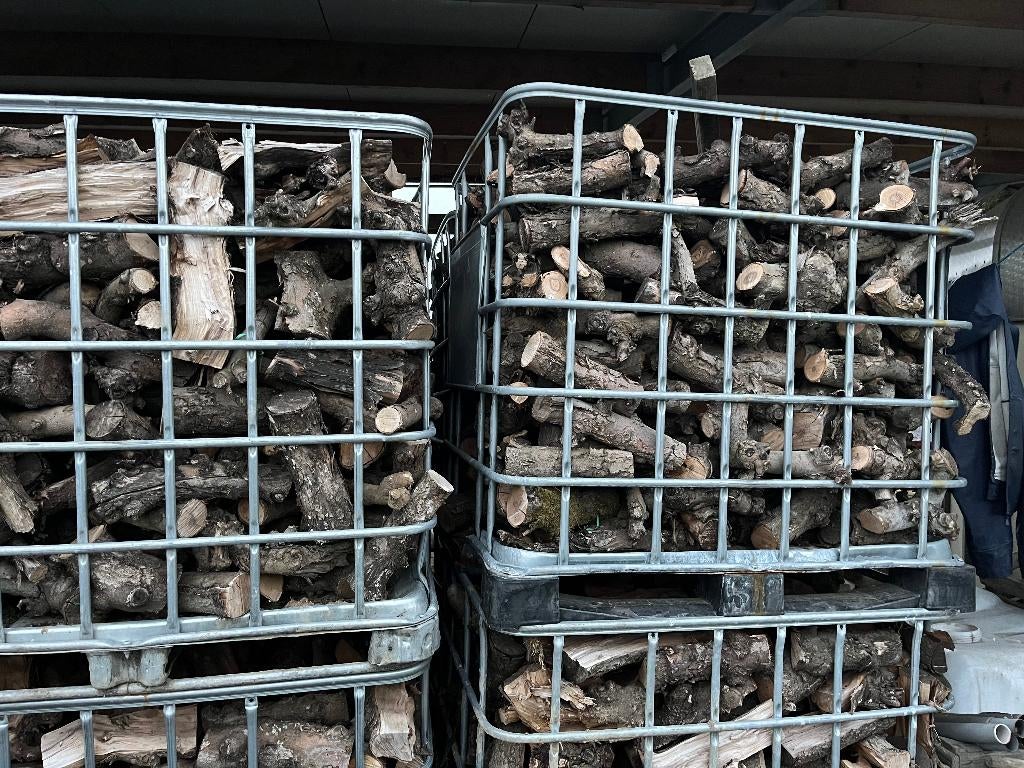 Brandhout, Diversen, Ophalen