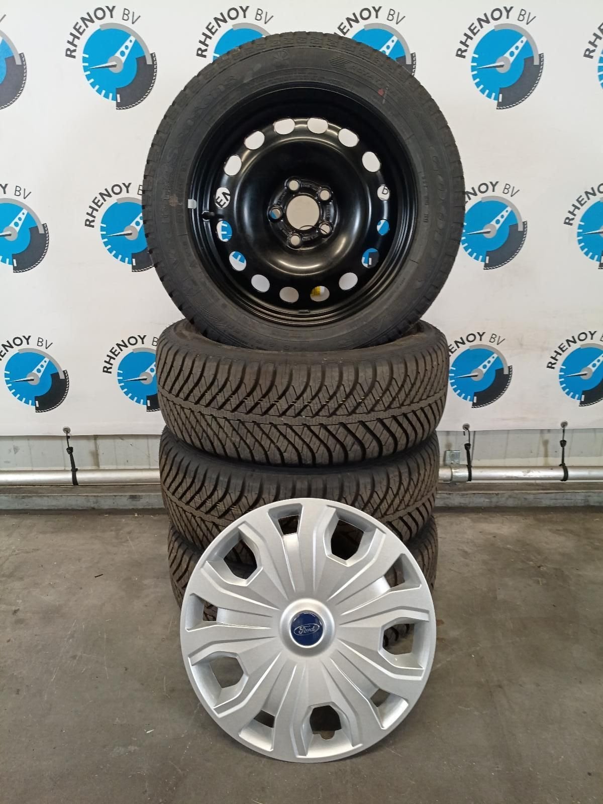 Ford Transit connect velgenset 4 season KT1C1015BB 5x108, Autos : Pièces & Accessoires, Pneus et Jantes, 215 mm, 4 Saisons, 16 pouces
