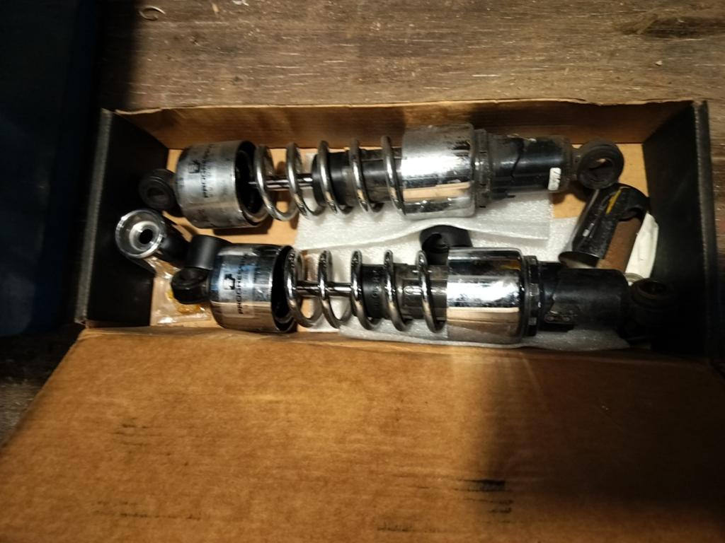 Suspension progressive Harley, Enlèvement