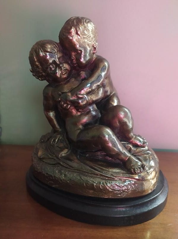 metalen of stenen beeld jongen en meisje van Norleans Italy, Ophalen of Verzenden