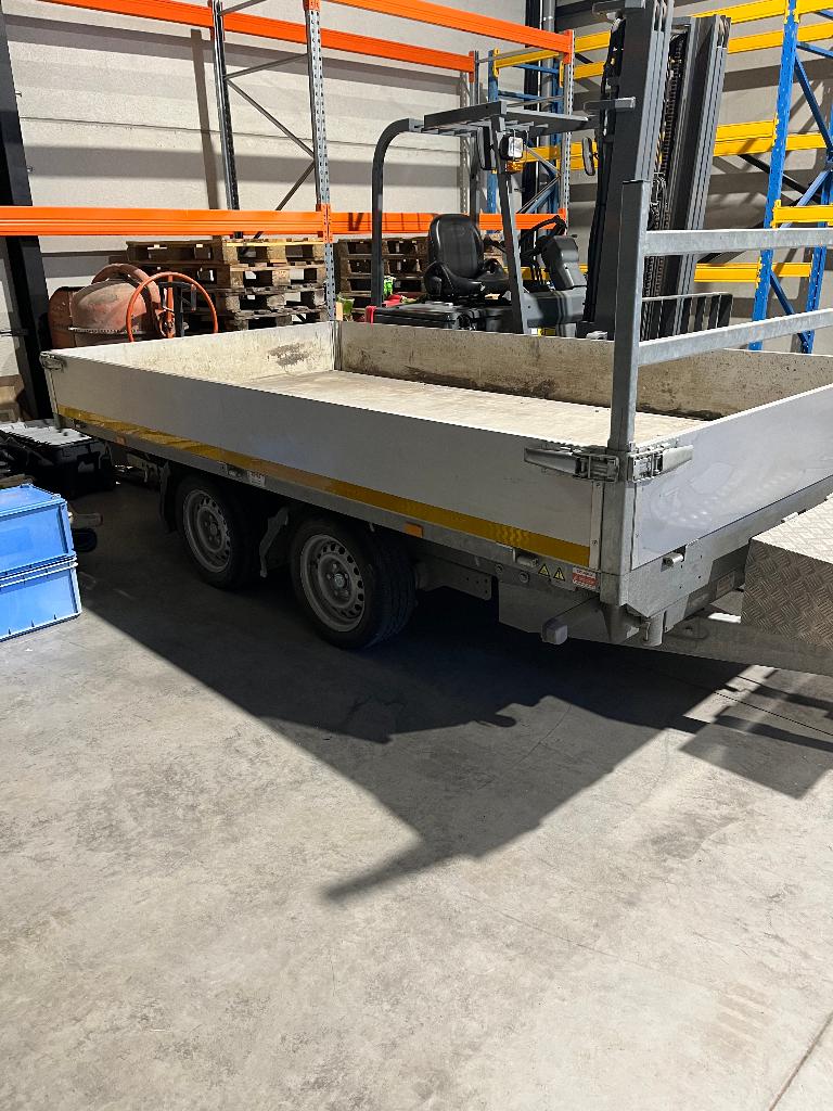 kipper aanhangwagen, Ophalen, Gebruikt