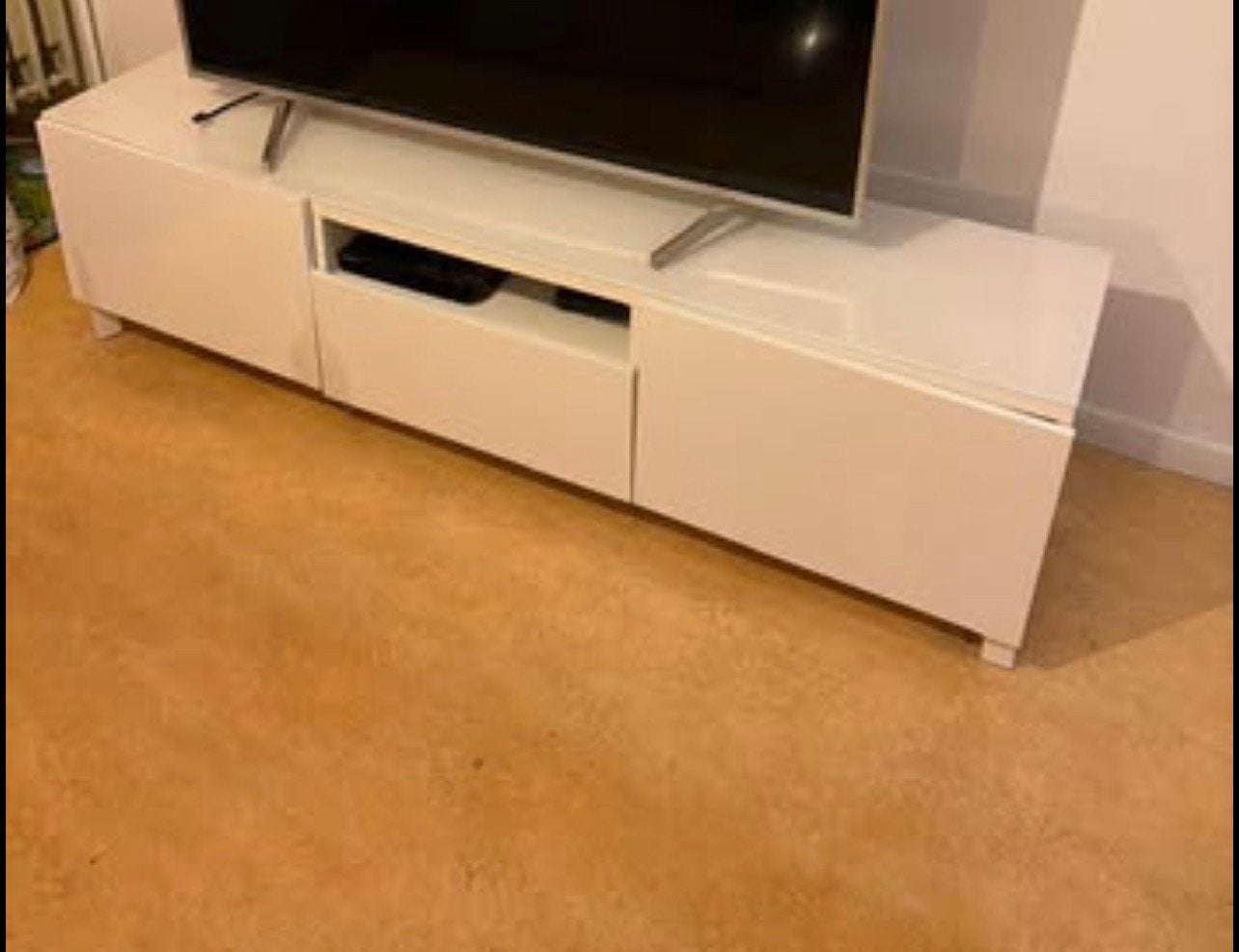Besta tv-meubel, Huis en Inrichting, Kasten |Televisiemeubels, Ophalen, Zo goed als nieuw, Glas