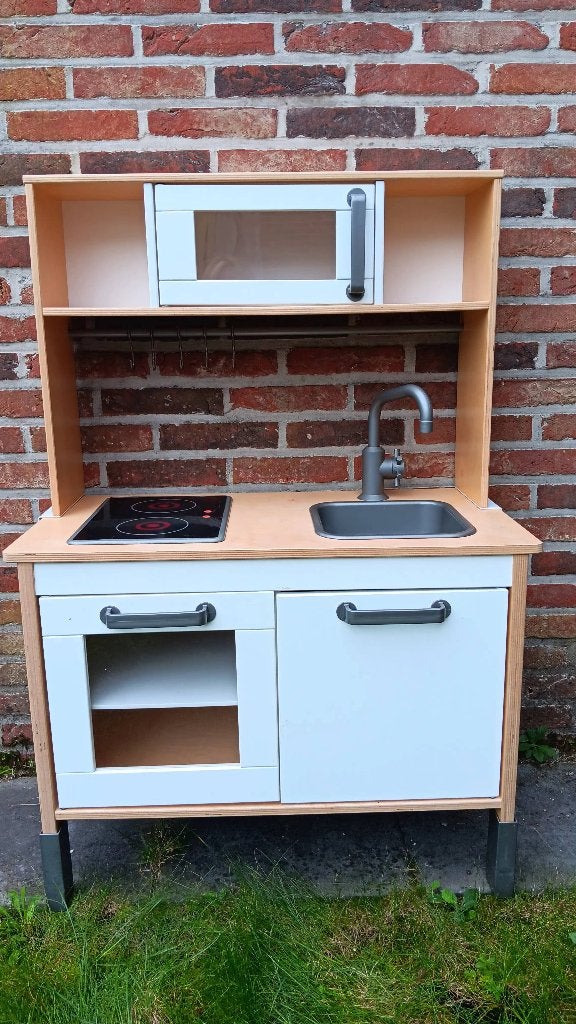 Keuken, Kinderen en Baby's, Ophalen, Zo goed als nieuw