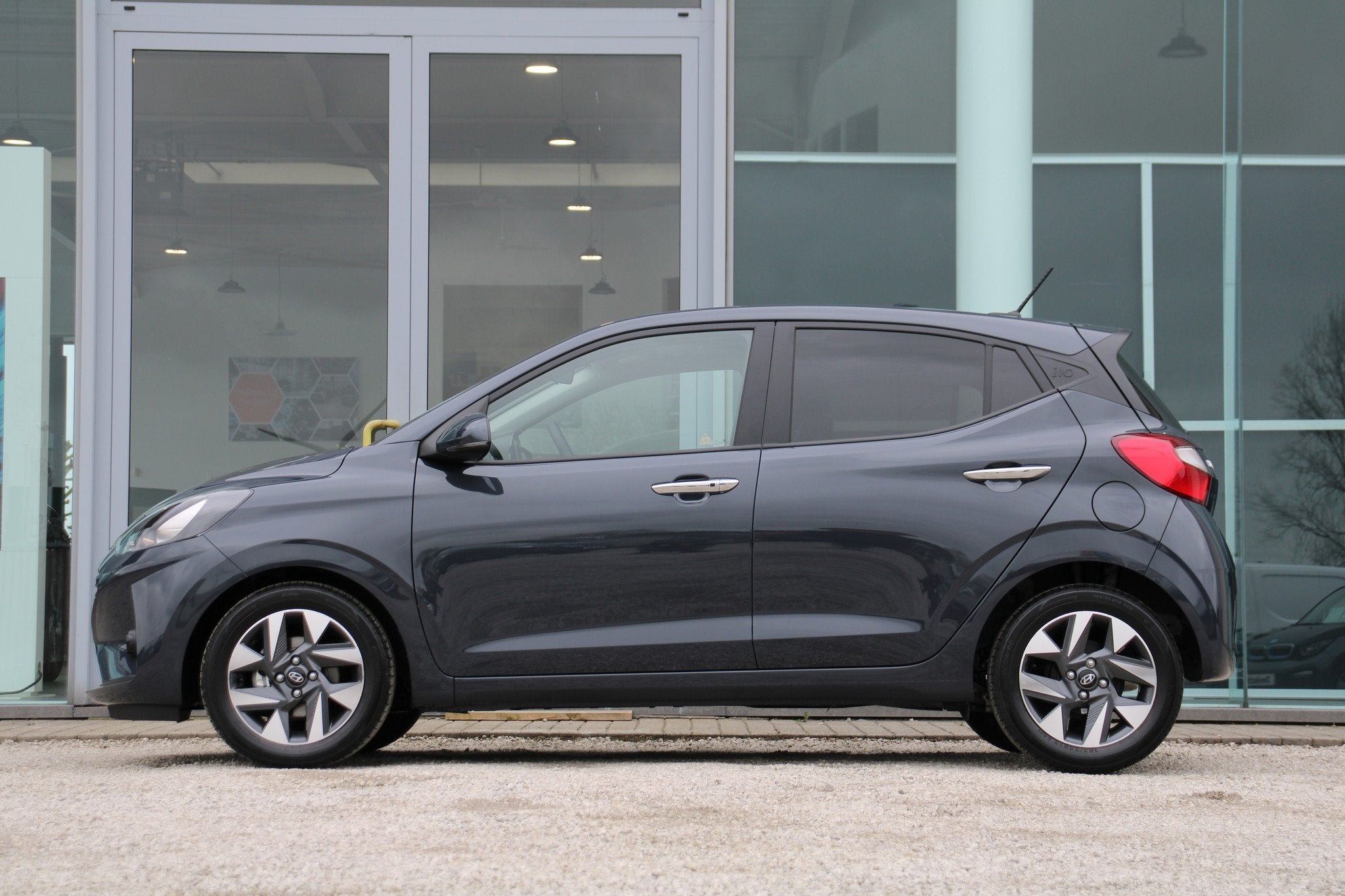 Hyundai i10 1.0MPI Limited Edition *CAM*APPLE/ANDROID*, Autos, Hyundai, Argent ou Gris, Achat, 998 cm³, Entreprise