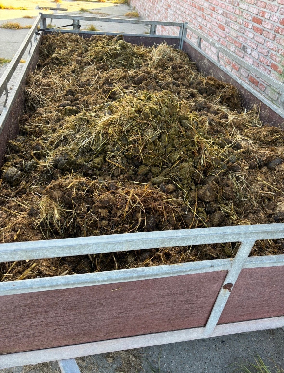 GRATIS Paardenmest, Tuin en Terras, Ophalen, Mest