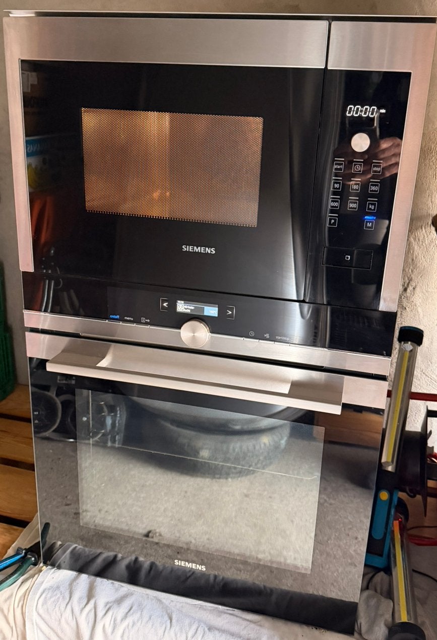 Te koop set Siemens heteluchtoven met pyrolyse en magnetron, Elektronische apparatuur, Ophalen, Siemens, Inbouw, Heteluchtoven