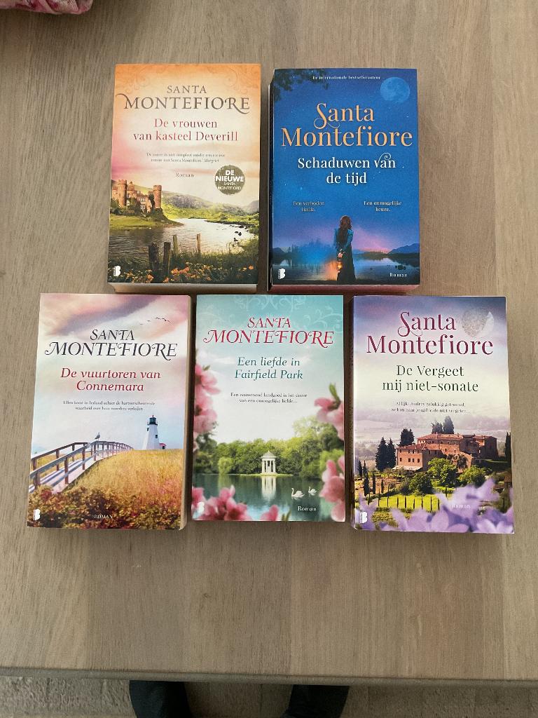 Santa Montefiore 5x, Ophalen of Verzenden, Zo goed als nieuw, Santa Montefiore