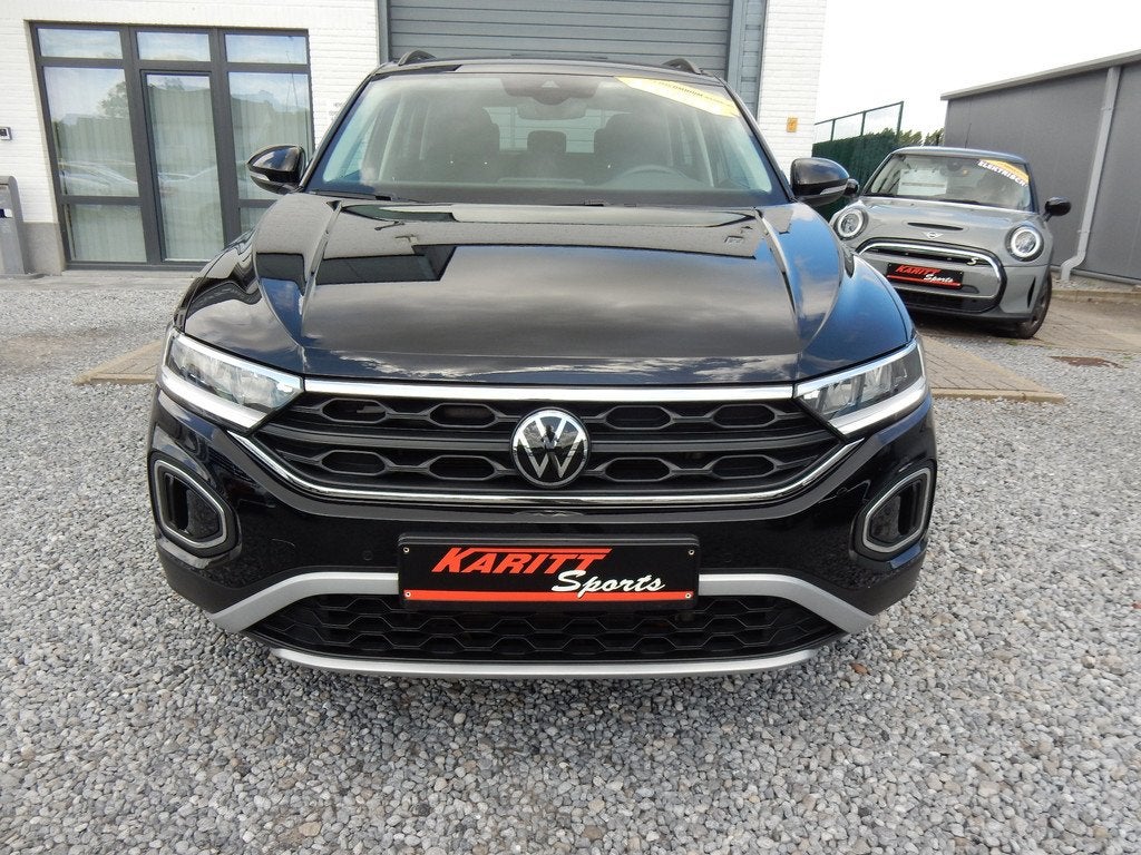 Volkswagen T-Roc 110 pk/ Gps/Cruise/ park control (bj 2023), Auto's, 1345 kg, Stof, Gebruikt, https://public.car-pass.be/vhr/467cbf85-a333-4967-a46a-bcff01e0caa3