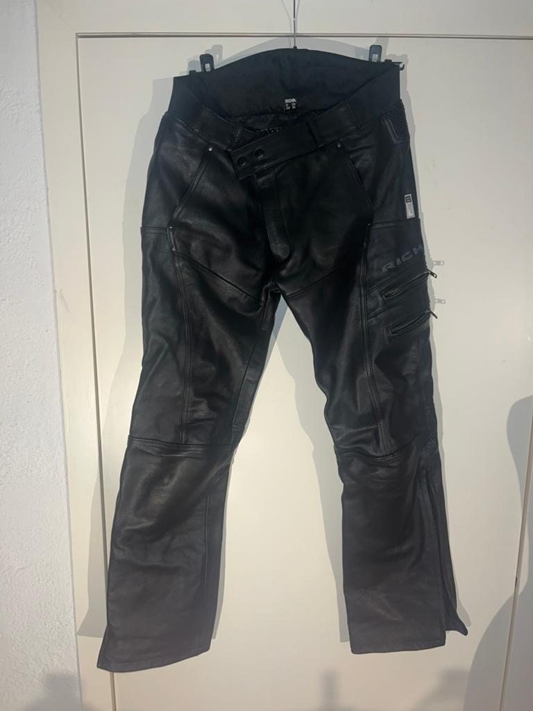 Richa leren motorbroek, Motoren, Kleding | Motorkleding, Ophalen of Verzenden, Nieuw zonder kaartje, Broek | leer