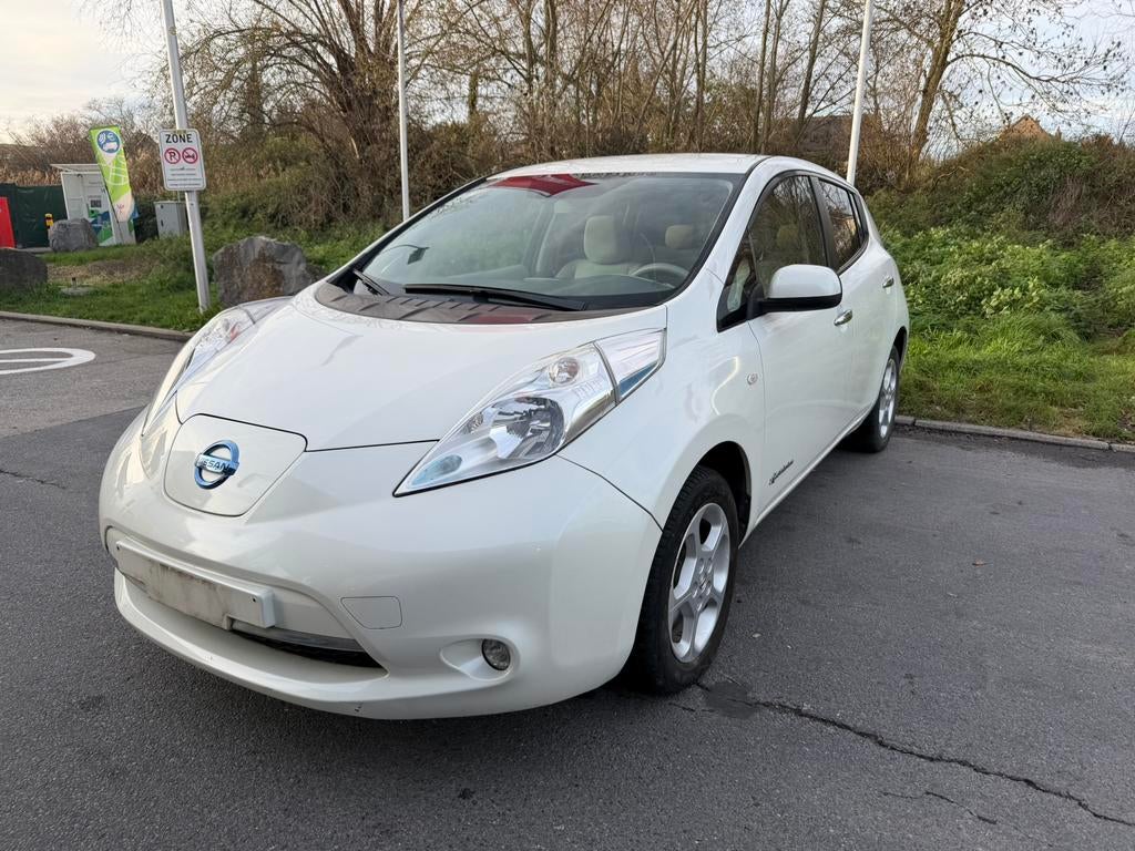 Nissan Leaf 24kwh /90000 km /04-2016 /80 kw /full elektrisch, Auto's, Automaat, Beige, Wit, 5 zetels