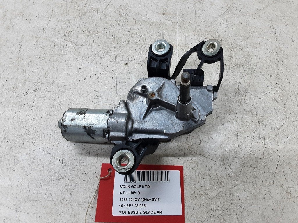 MOTEUR ESSUIE-GLACE ARRIÈRE Golf VI (5K1) (5K6955711B), Volkswagen, Volkswagen AG, Utilisé, Kundenbetreuung@volkswagen.de