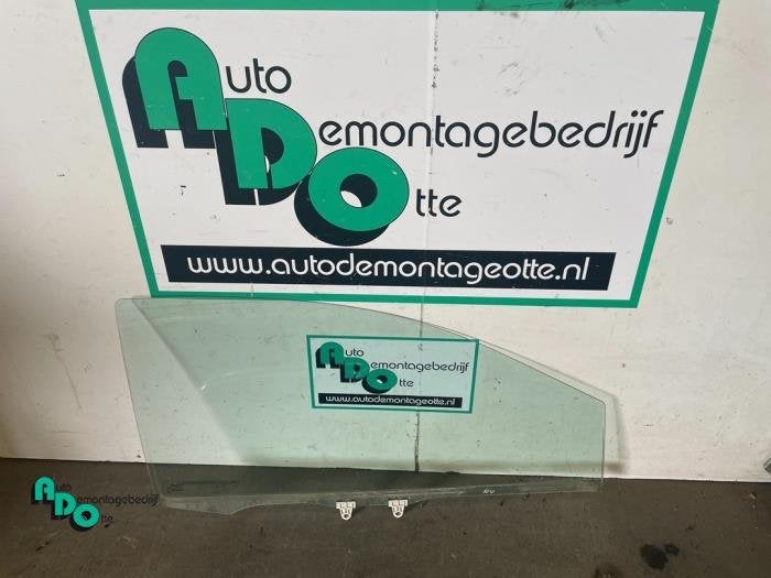 Vitre portière 2portes droite d'un Renault Twingo (Twingo 0, Renault, -, 3 mois de garantie, Utilisé