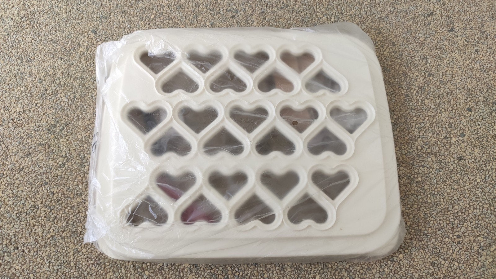 Machine à raviolis Tupperware en forme de cœur, Maison & Meubles, Enlèvement ou Envoi, Neuf
