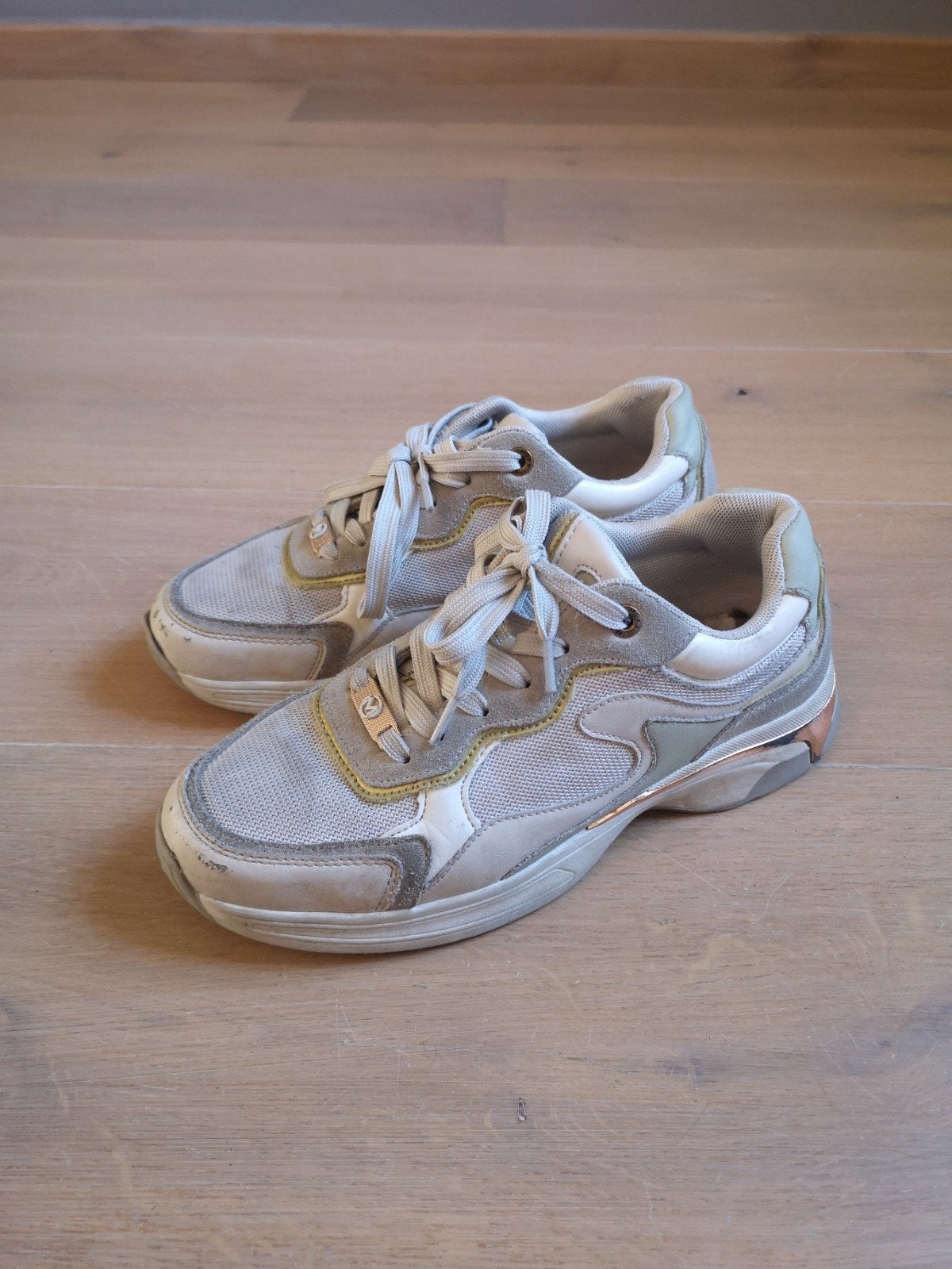 Dames sneakers Mexx maat 39, Kleding | Dames, Ophalen, Mexx, Sneakers, Gedragen