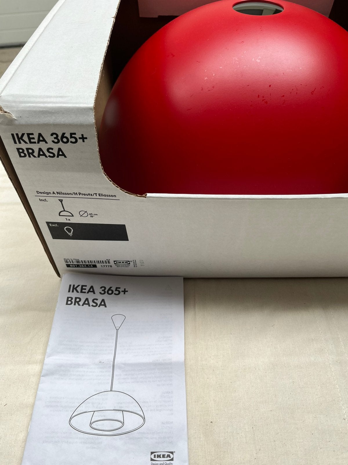 Ikea brasa rood, Enlèvement, Comme neuf