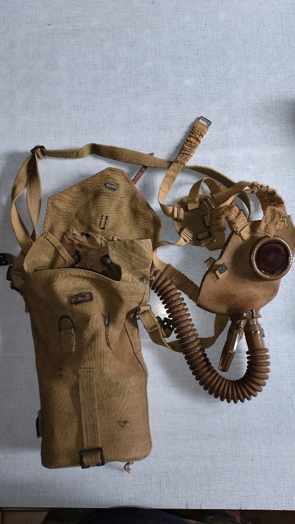 Antigasmasker van het Belgische leger 1937, Verzamelen, Ophalen of Verzenden, Landmacht, Kleding of Schoenen