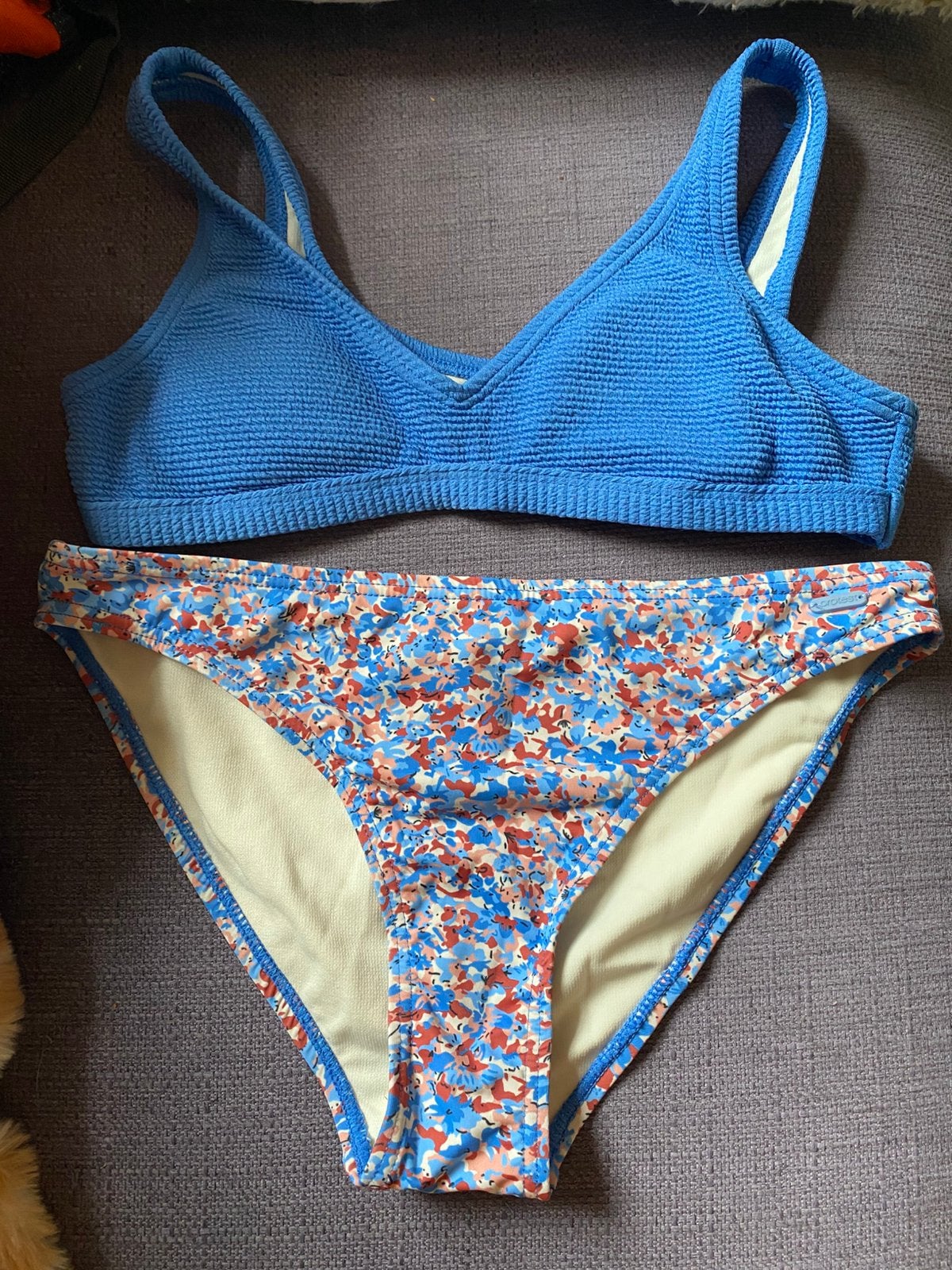 Bikini 12-13y, Kinderen en Baby's, Kinderkleding | Kinder-zwemkleding, Ophalen, Zo goed als nieuw