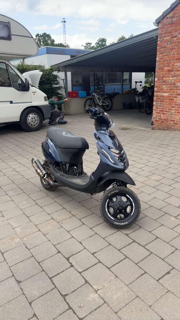 Piaggio Zip Sp, Vélos & Vélomoteurs, Scooters | Piaggio, Neuf, Zip, Classe B (45 km/h), Deux-temps, Enlèvement