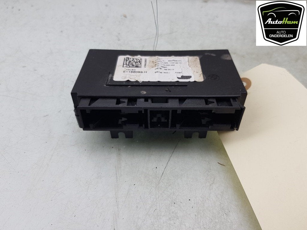 ORDINATEUR GESTION TEMPERATURE BMW M1 (F20), Utilisé, BMW, Petuelring 130
80809  München, DE, Bayerische Motoren Werke AG