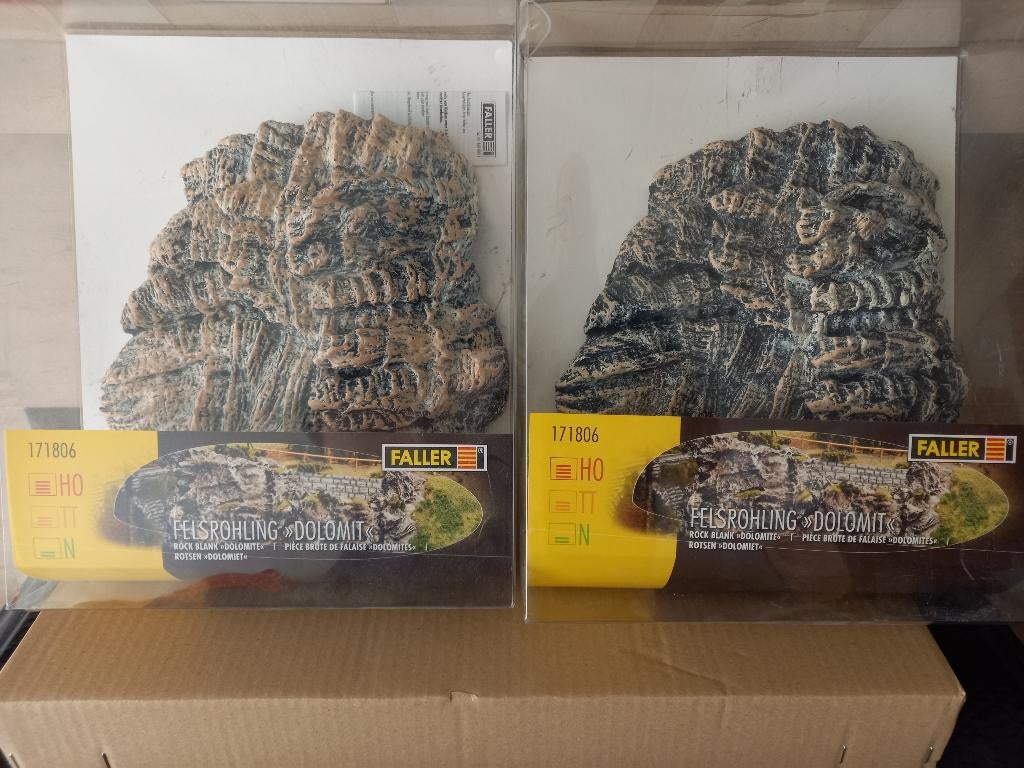 Faller 171806 rotsen dolomie 2 stuks HO, Ophalen of Verzenden, Zo goed als nieuw, Natuur