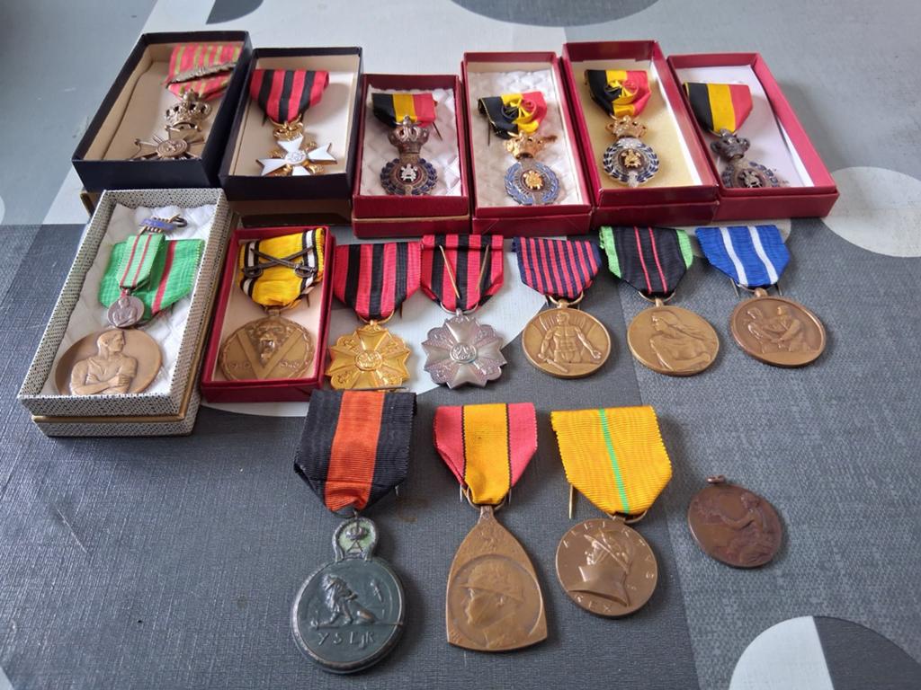 Medaille, Verzamelen, Poppenhuizen en Toebehoren, Ophalen
