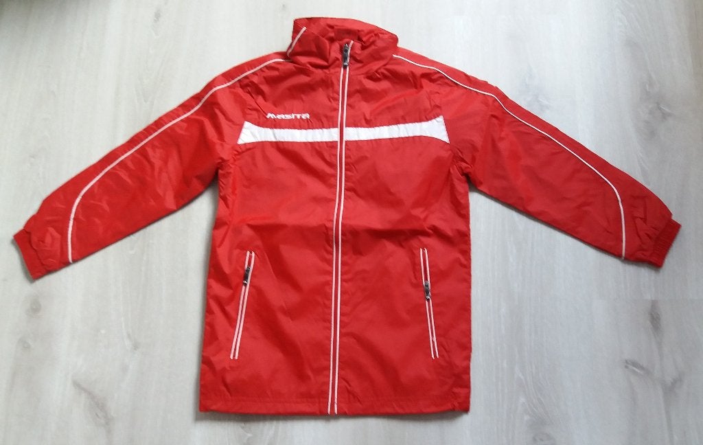 Regenjas Masita,maat 128, Kinderen en Baby's, Kinderkleding | Maat 128, Sport- of Zwemkleding, Ophalen of Verzenden, Zo goed als nieuw
