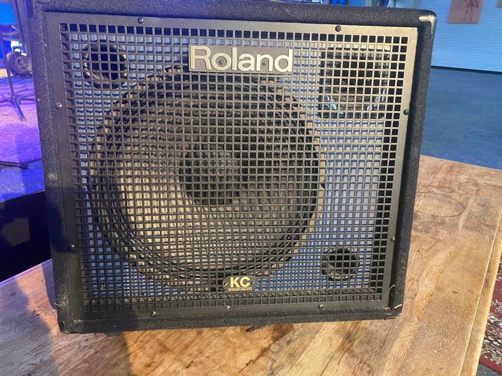 Roland KC-550 | Keyboardversterker, Muziek en Instrumenten, Ophalen, Gebruikt, Minder dan 500 watt, Keyboardversterker