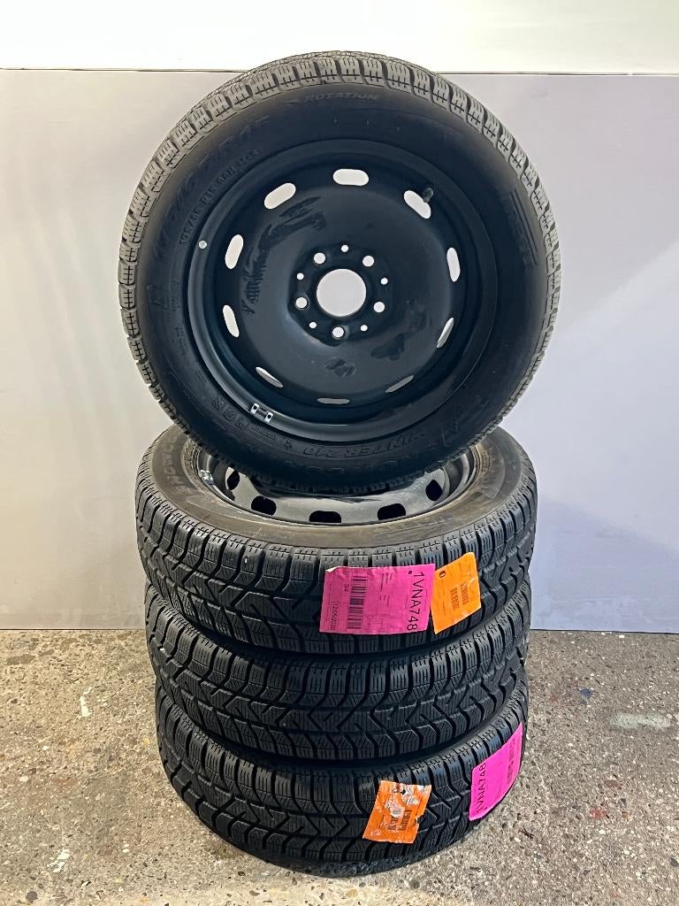 Jantes tôle + pneus hiver pour Mini (F55 / F56 / F57 Cabrio), 15 pouces, Pneus et Jantes, Pneus hiver, 175 mm