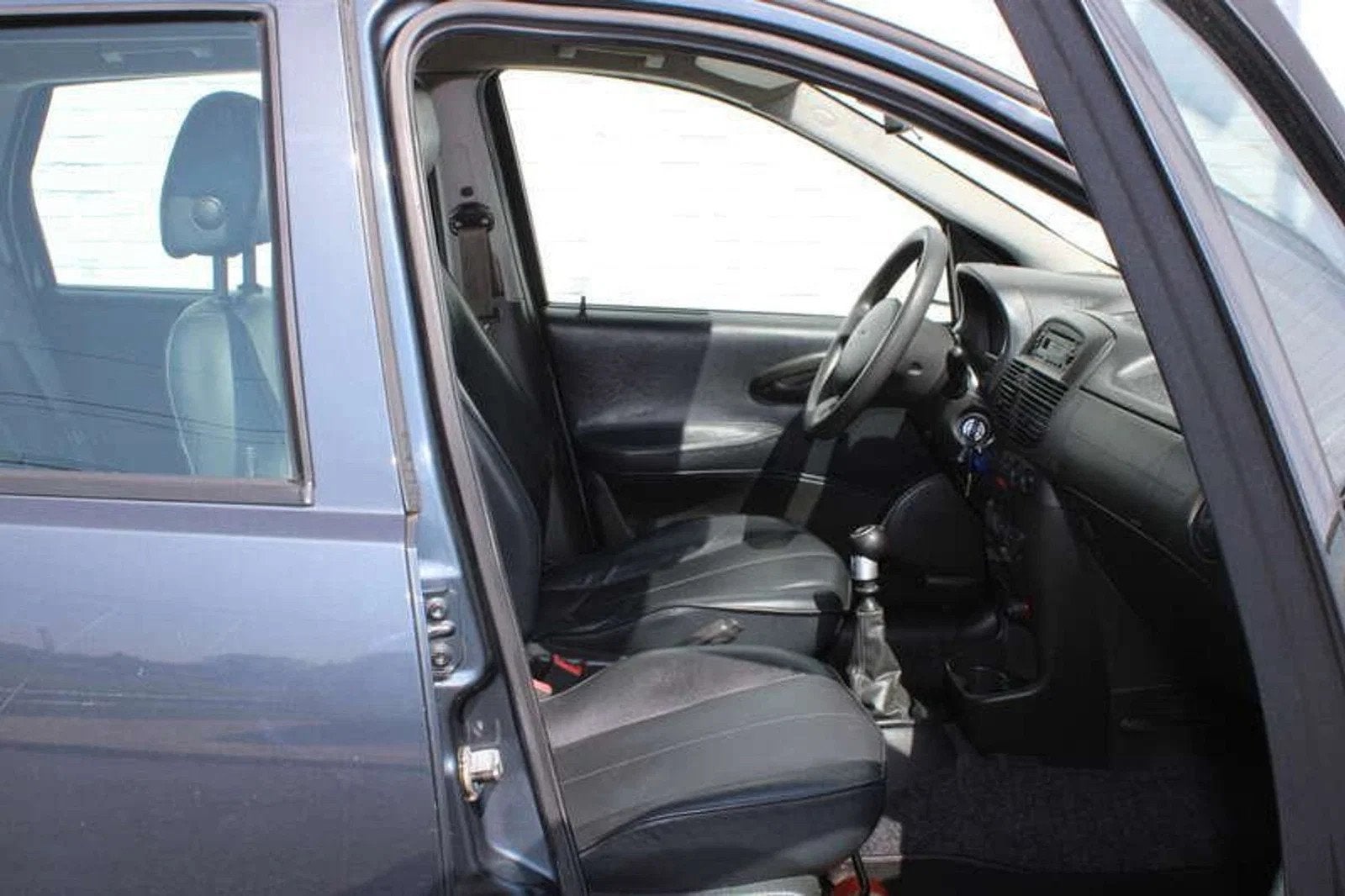 Fiat Punto 1.2i 8v Airco/5Deurs inclusief 1 JAAR garantie!, Argent ou Gris, Achat, Système audio, Entreprise