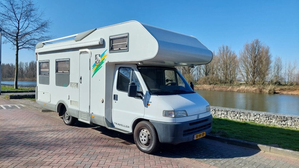 Knaus Traveller 685 Camper - Fiat Ducato, Alkoof, Fiat, Particulier, Koelkast