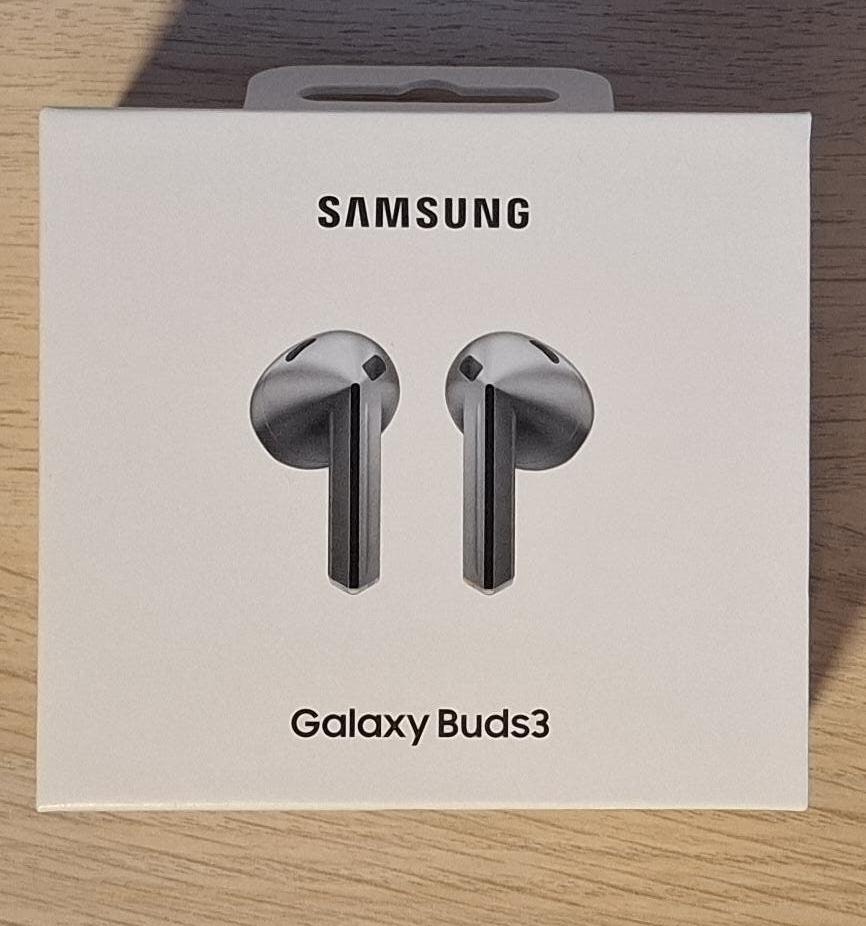 Samsung Galaxy Buds 3 (avec réduction active de bruit - ANC), Gris, Détection de port, Enlèvement, Utilisé