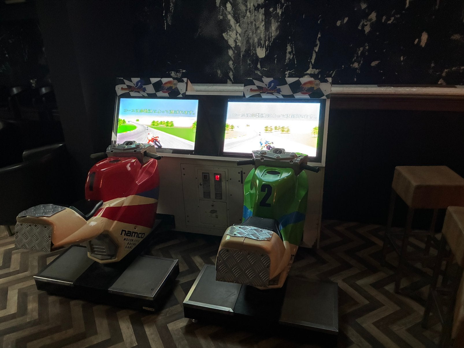 Arcade motor race game, Games en Spelcomputers, Games | Pc, Ophalen, Gebruikt, Racen en Vliegen, 2 spelers