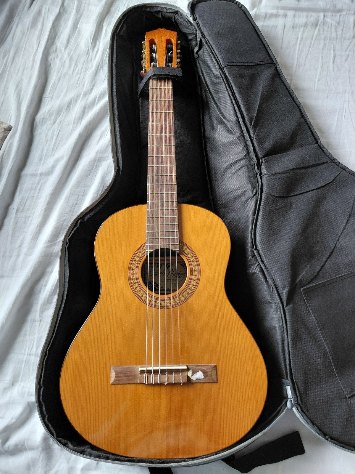 klassieke gitaar junior, Ophalen