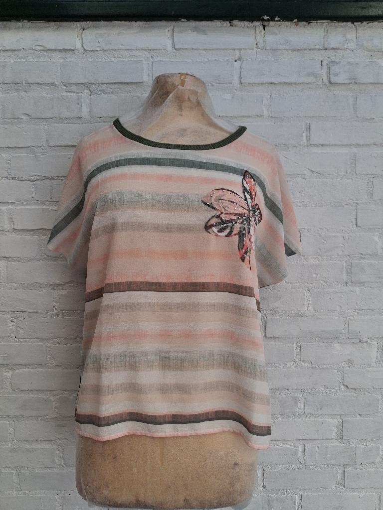 t-shirt mayerline met vlinder, Ophalen of Verzenden, Zo goed als nieuw, Maat 46/48 (XL) of groter