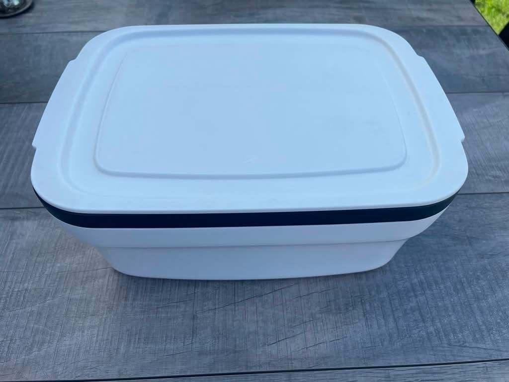 Bewaardoos voor brood, Huis en Inrichting, Keuken | Tupperware, Ophalen of Verzenden, Gebruikt, Wit, Bewaardoos