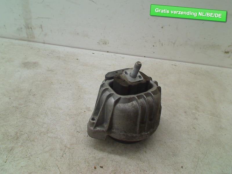 SUPPORT MOTEUR GAUCHE BMW 1 serie (E87 / 87N) (6768853), Utilisé, BMW, Petuelring 130
80809  München, DE, Bayerische Motoren Werke AG