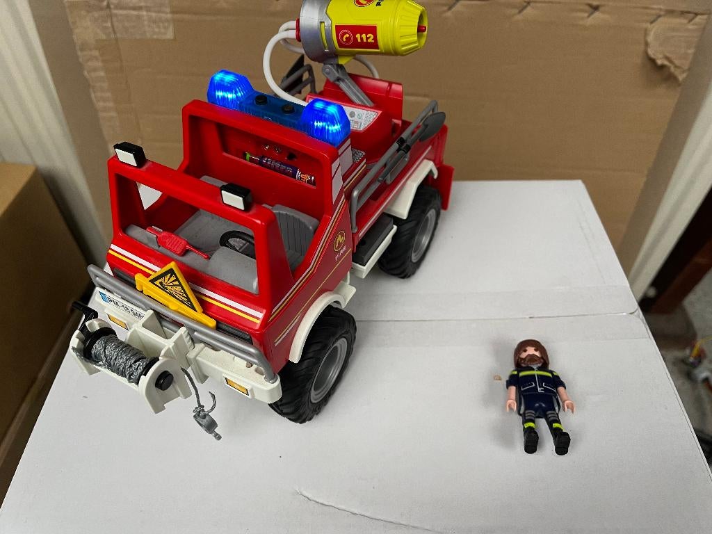 Playmobil off-road brandweerwagen, Kinderen en Baby's, Speelgoed | Playmobil, Ophalen, Zo goed als nieuw, Complete set