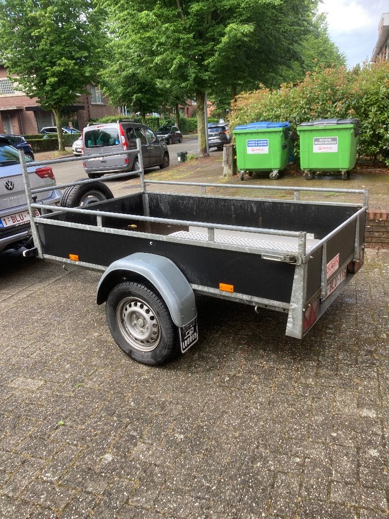 Aanhangwagen, Ophalen, Zo goed als nieuw