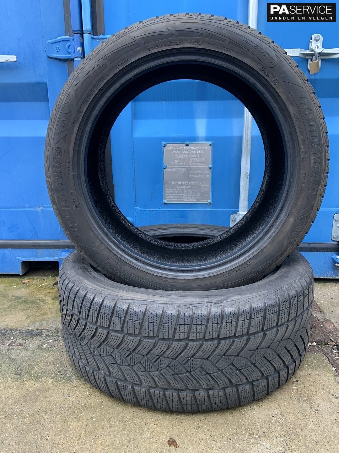 2x Goodyear 275 45 21 Winterbanden met 5,5 mm, Auto-onderdelen, Banden en Velgen, Gebruikt, -, 275 mm, -