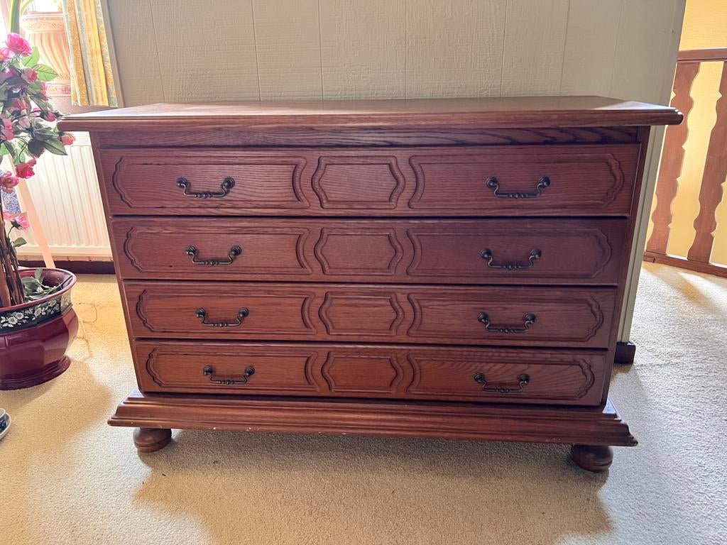 Klassieke houten ladekast met 4 brede lades, Huis en Inrichting, Gebruikt, 100 tot 150 cm, 3 of 4 laden, Minder dan 100 cm