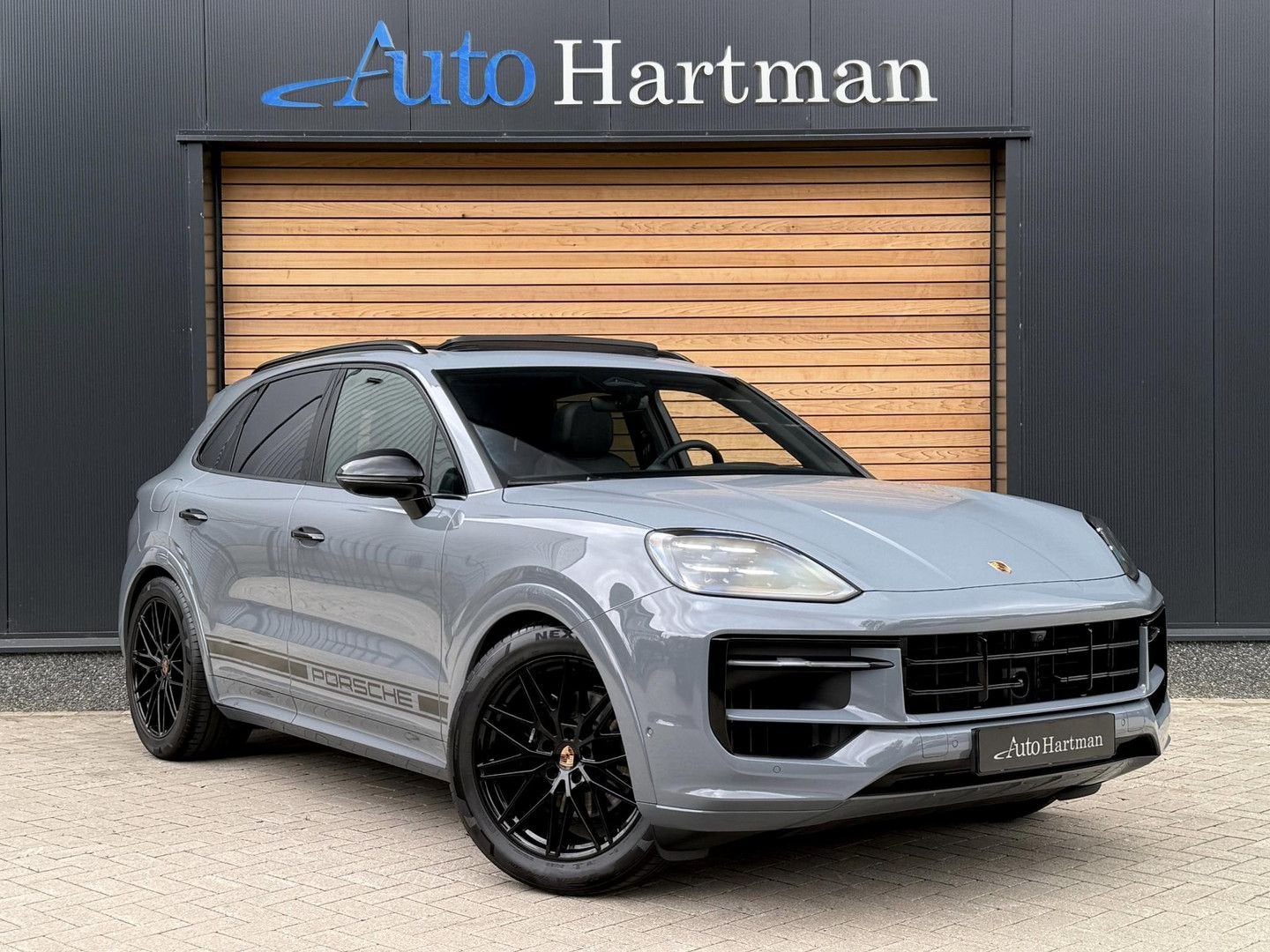 Porsche Cayenne 3.0 Black Edition SportDesign EX BPM! |INNOD, Auto's, Porsche, Automaat, Cayenne, Zwart, Bedrijf