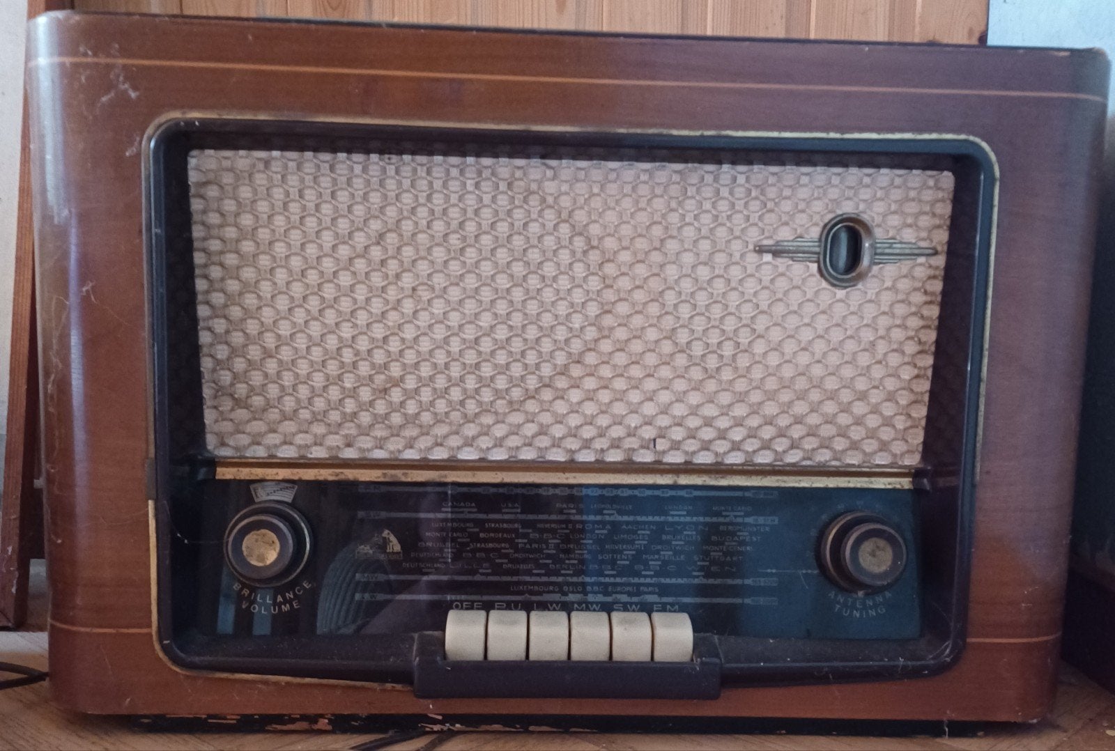 Oude radio uit de jaren 40 tot 50, Audio, Tv en Foto, Radio's, Ophalen, Radio