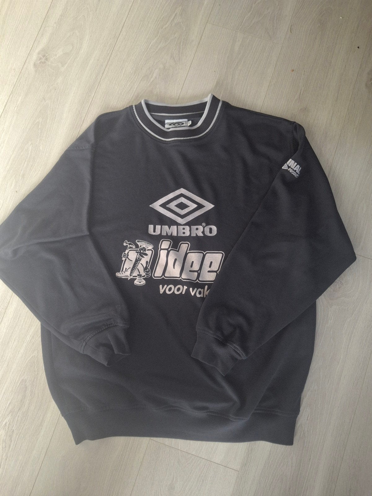 Sweatshirt uit de jaren 2000 van Umbro, Vêtements | Hommes, Enlèvement ou Envoi, Taille 56/58 (XL), Noir, Umbro