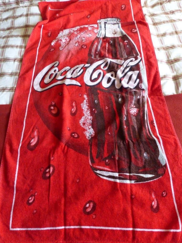 Coca Cola bad- en/of strandlaken, Ophalen of Verzenden, Zo goed als nieuw