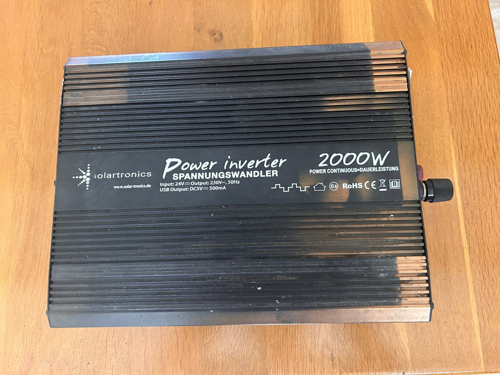 Omvormer 24-230 volt 2000WATT, Ophalen of Verzenden, Zo goed als nieuw