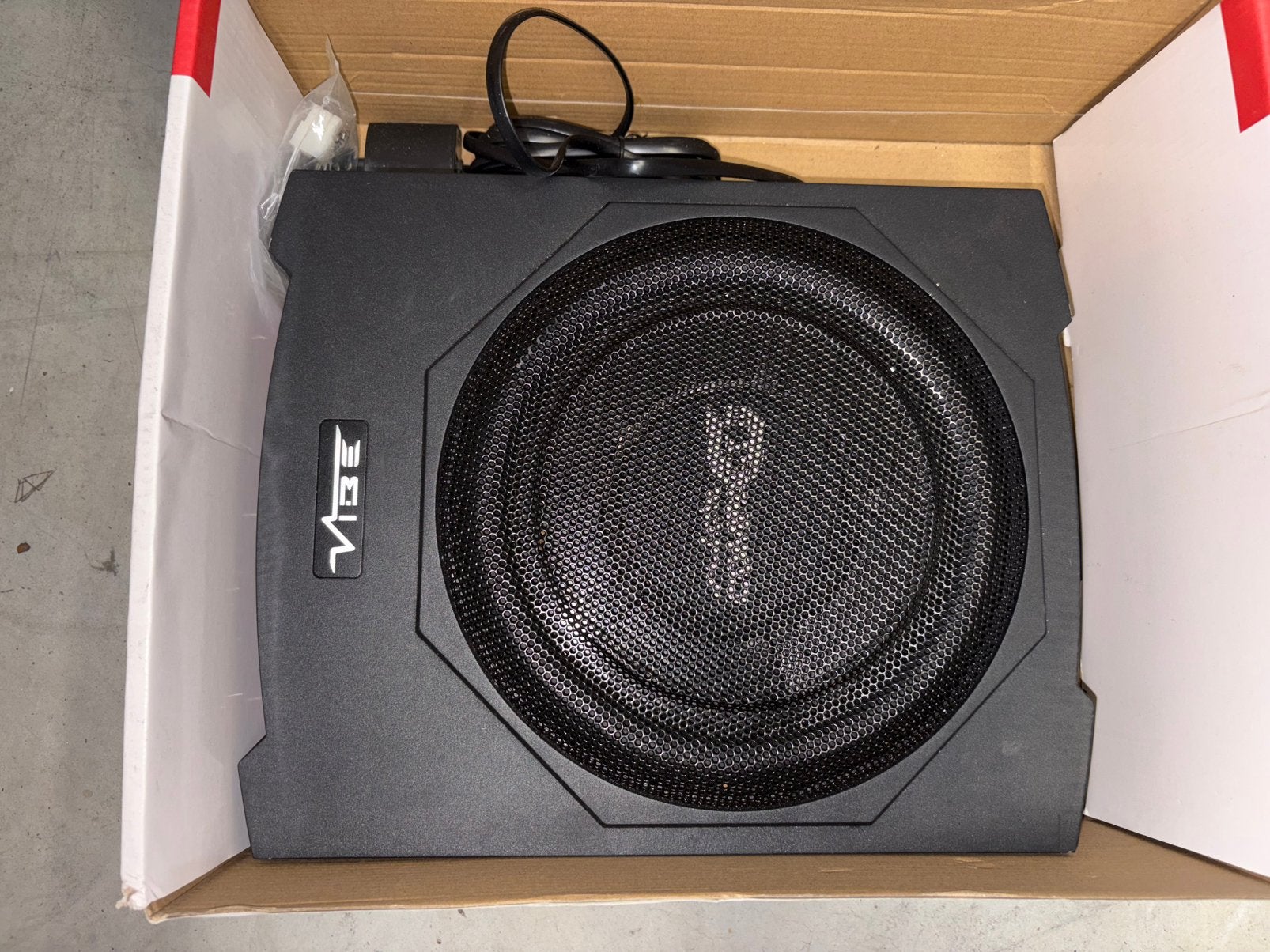 Vibe Underseat Subwoofer - Compacte Bass voor Auto, Auto diversen, Ophalen, Gebruikt