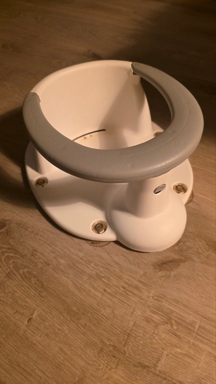 badzitje voor baby of jonge peuter, Kinderen en Baby's, Gebruikt, Badzitje of Badring, Standaard, Ophalen