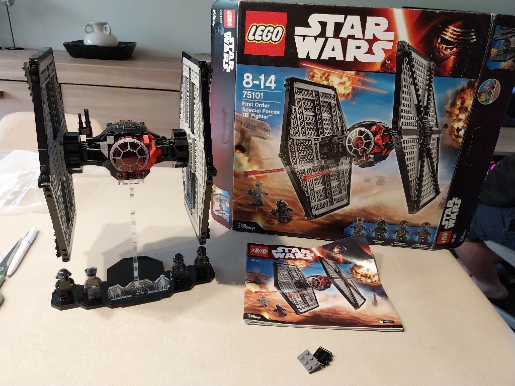 lego star wars 75101 First Order Special Forces TIE Fighter, Star Wars, Lego, Ophalen of Verzenden, Zo goed als nieuw